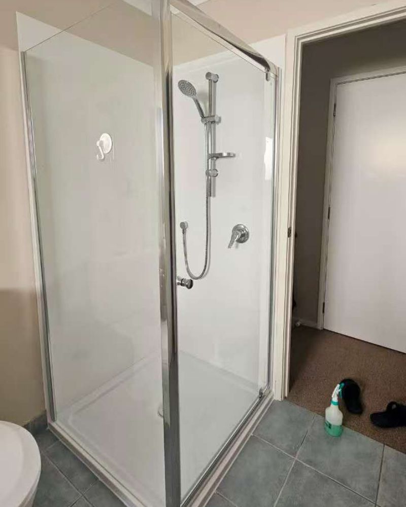 Acrylic shower replacement in North Shore Auckland